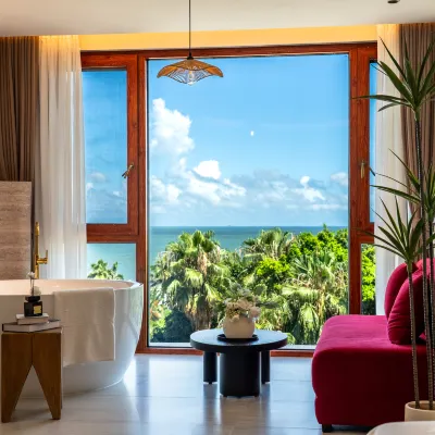 Sunline  Margarita Villa Hotels near Huangcuo Bathing Spot