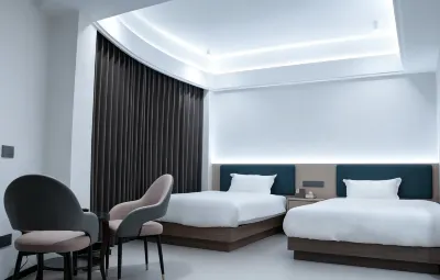 HAOCHENG Hotels in West Lake Park