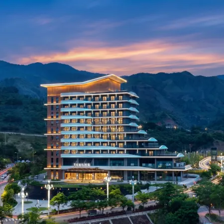 Xingchen Holiday Hotel (Yanbian Branch, Panzhihua)