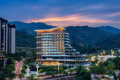 Xingchen Holiday Hotel (Yanbian Branch, Panzhihua) - 마운틴 뷰
