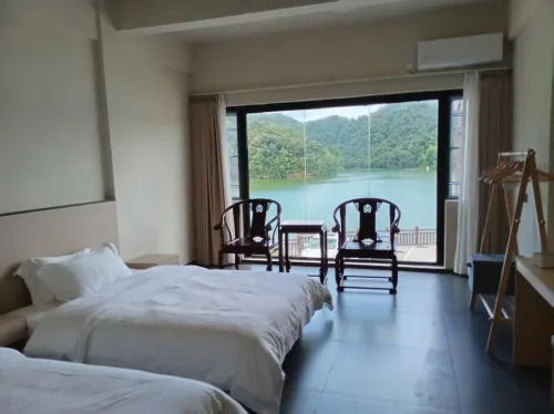 Shangyou Hugang Shanse Homestay (Yangming Lake Scenic Area) - New