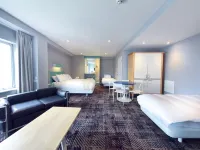 Citrus Hotel Cheltenham by Compass Hospitality - breakfast