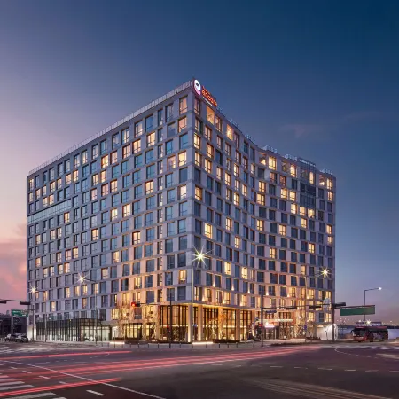 Ramada Encore by Wyndham Gimpo HAN River Hotel