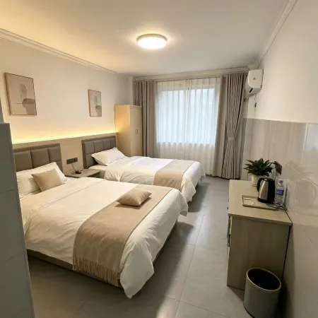 Lisheng Homestay (People's Hospital) Hotels in Zongyang