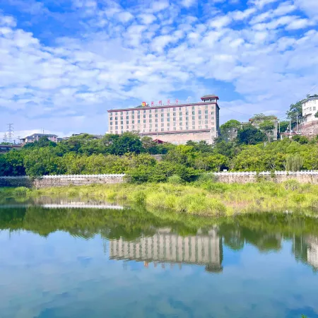 Yunti Hotel