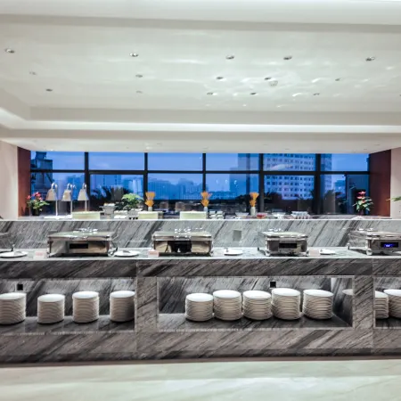 Huayun Hotel