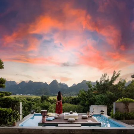 Xingyi Wanfenglin Yuejingwan Hotel