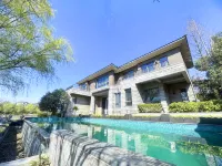 Gingko Lake Resort Hotel Villa - Private Pools