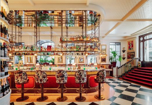 디 이벤스, 오토그래프 컬렉션