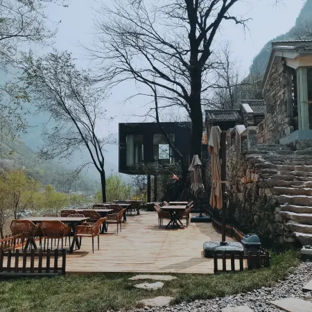 Huguan Hexi Wangshanmen Homestay