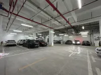重慶空港Novotelホテル - 駐車場