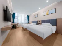 힐베 호텔 (바오산 고속철도역 우위에 플라자 브랜치) 바오산 호텔