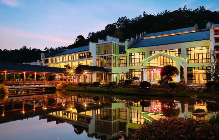 Taining Art Creation Hotel