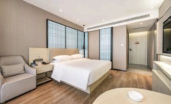 Echarm Hotel (Kuqa Jiankang Road)