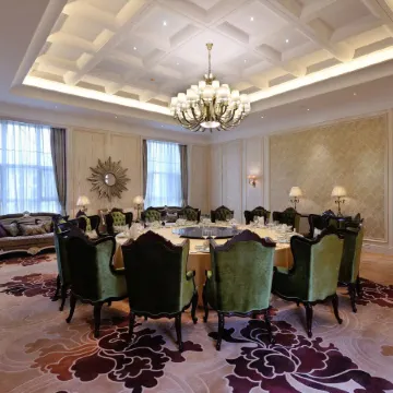 Harbin Sun Island Garden Hotel (Ice and Snow World)