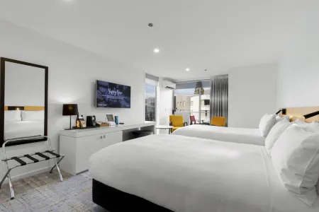 Scenic Suites Queenstown Отели рядом с достопримечательностью «NZONE Skydive Queenstown»