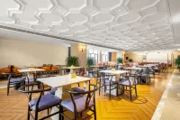Vienna International Hotel (Ali Shenshan) Hotel di Gar County