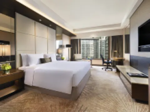 Mangkuluhur ARTOTEL SUITES Hotels near Sampoerna Strategic Square