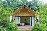 LUYINSANQIU GLAMPING RESORT