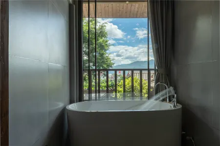 Lijiang Ancient Town - Green Willows Inn.
