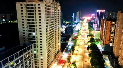 Qingyuan Junlong Hotel (Fortune Building) Hotels near Beijiang Night Cruise(Gold No. 1 Wharf)
