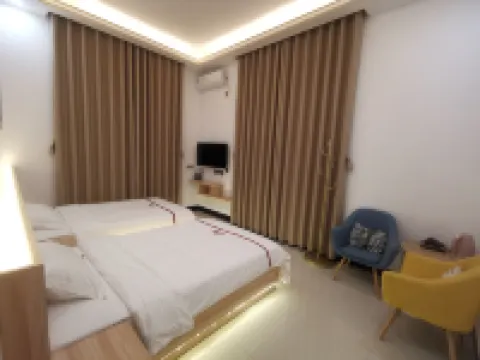 Longhai Yijian B&B Hotels near Baitangwan Tourism Resort Ancient Crater Scenic Area