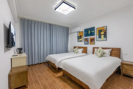 Tinghua B & B Отели рядом с достопримечательностью «Qianzhang Canyon»