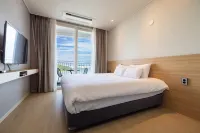 Ocean Soleview Hotel - balcony