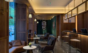 Changsha FunGee X Huanzhi Hotel (May Day Square IFS Guojin Center Store)