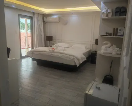 娜塔酒店 湯加塔布島酒店