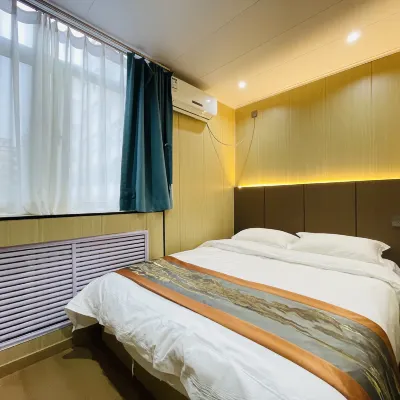 Lanzunyi Hotel Hotels near Anning