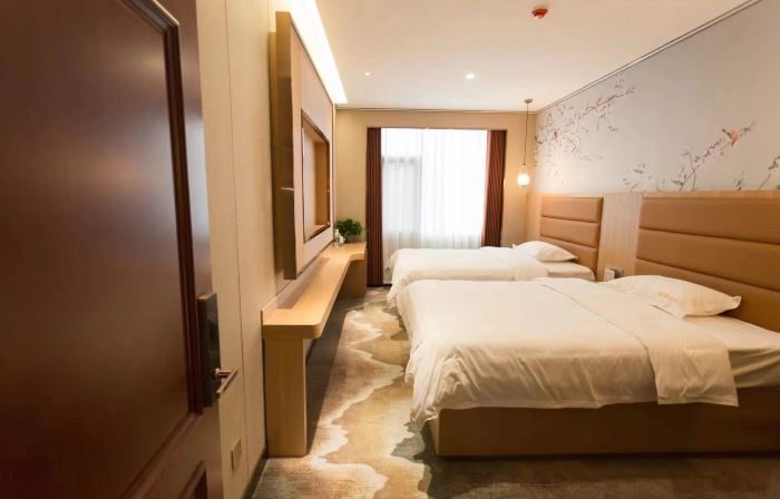 Luming Dengke Hotel
