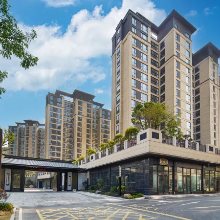 Fuqing Zhongfukang Yangzhu Hotel