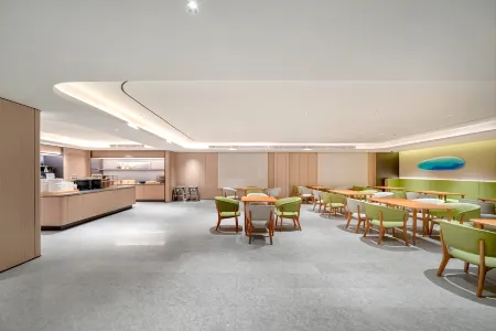 JI Hotel (Daqing West Railway Station Wanda Plaza)