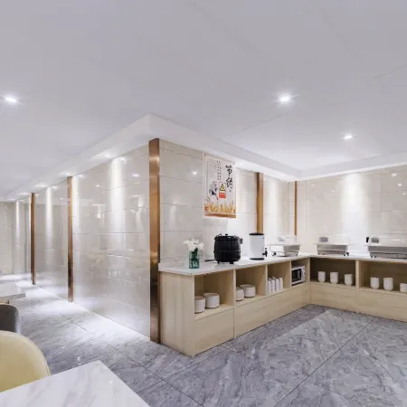 City Haotai Hotel (Huaihe Road Pedestrian Street Sanxiaokou Subway Station)