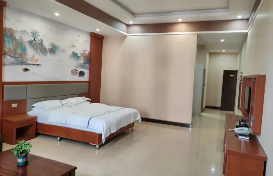 瑞麗客尊精品酒店