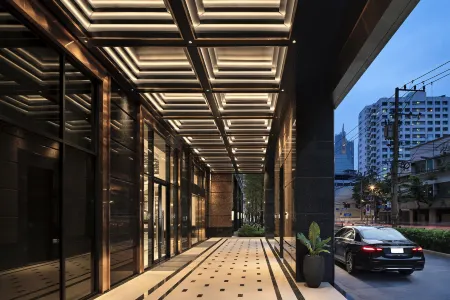 Grande Centre Point Surawong