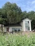 Huizhou autumn long valley home stay