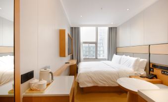 Xinyi International Hotel (Beijing Guomao CBD Sihui Subway Station Store)