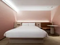 漢庭飯店（西安歡樂谷復興大道南地鐵站店） 王寺附近的飯店
