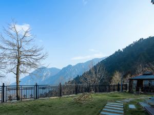 Floral·Lushan Shanshui Yuzhu B&B (Lushan Mountain Branch)