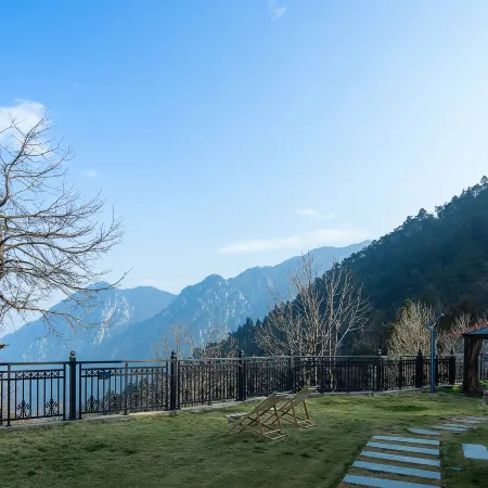 Floral Hotel·Lushan Shanshui Yuzhu hotel (Lushan Mountain Branch)