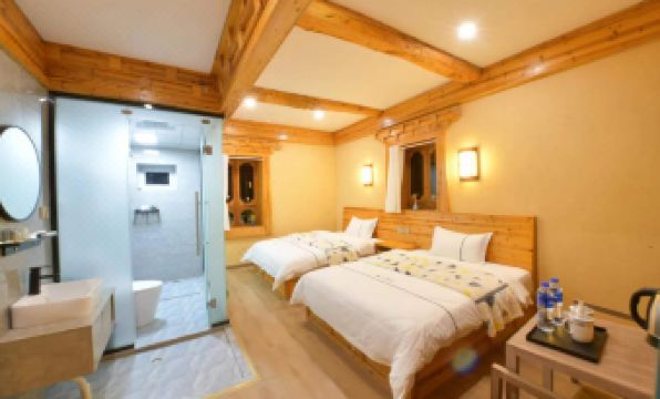 Tanba Danba Luo Jia Yunjie  Homestay 2-Star Hotel suite