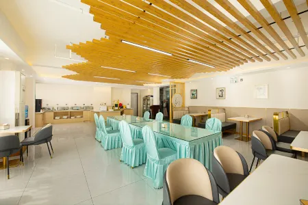 Iu Hotel Zhengzhou Science Avenue Zhengzhou University Отели рядом с достопримечательностью «Zhengzhou University of Light Industry (Shuiniuzhang)»