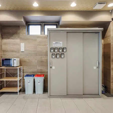 Leisurely Home Namba Отели рядом с достопримечательностью «Станция метро Daikokucho»