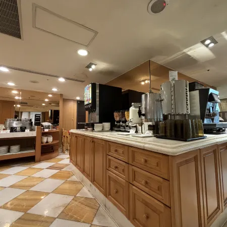 Royal Seasons Hotel Taipei Nanjing W Отели рядом с достопримечательностью «Датун»