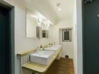 Akasaka Guesthouse HIVE
