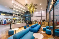 JK Blossom Hotel