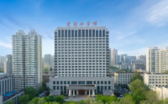 鄭州融通紫荊山賓館 鄰近紫荊山公園的酒店