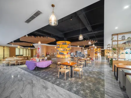 Wuhan Zhongshan Park Xuesong Road Отели рядом с достопримечательностью «Wuhan Institute of Socialism»